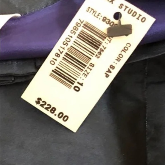 Max Studio Leon Max 100% silk coat & skirt NWT - Picture 13 of 13